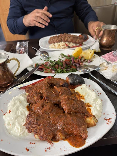 Ali Usta Ocakbaşı Restaurant - Duisburg photo 9